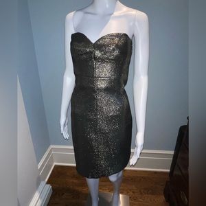 Trina Turk strapless fitted mini dress size 4